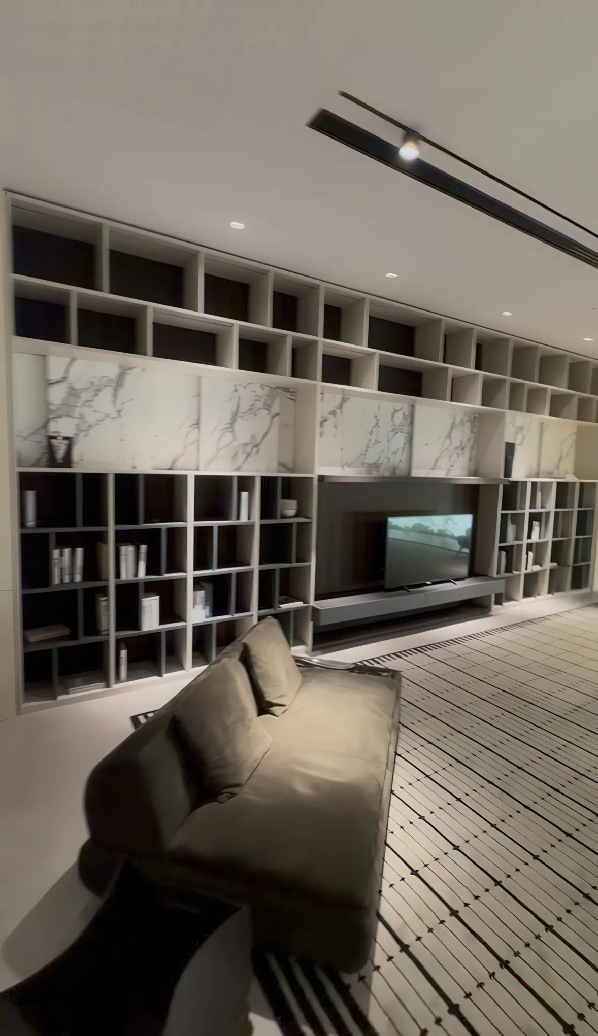 Interior Fitout FOS 17