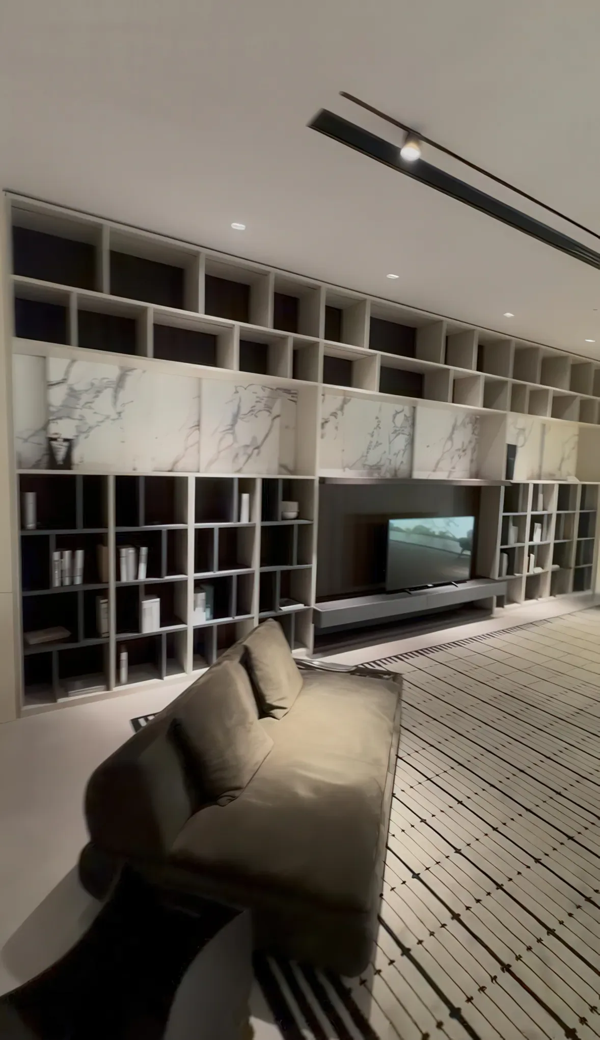Interior Fitout FOS 17